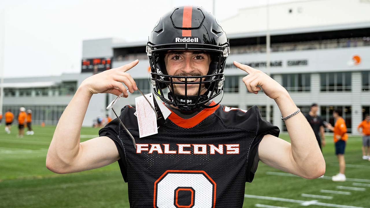News: Browns Surprise Two NEO High Schools with 170 new helmets